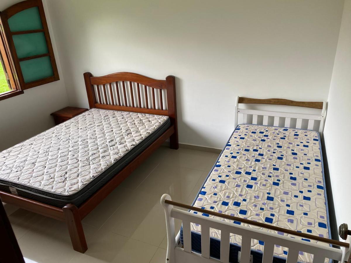 Casa Bem Espacosa Com Piscina, Campo De Futebol E Area Gourmet A Um Quarteirao Da Lagoa De Praia Seca Араруама Экстерьер фото