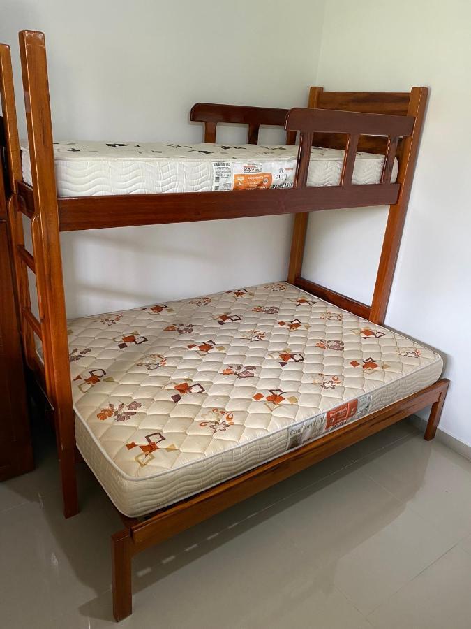Casa Bem Espacosa Com Piscina, Campo De Futebol E Area Gourmet A Um Quarteirao Da Lagoa De Praia Seca Араруама Экстерьер фото